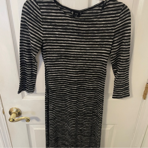 Black and white striped maxi dress - Picture 1 of 6